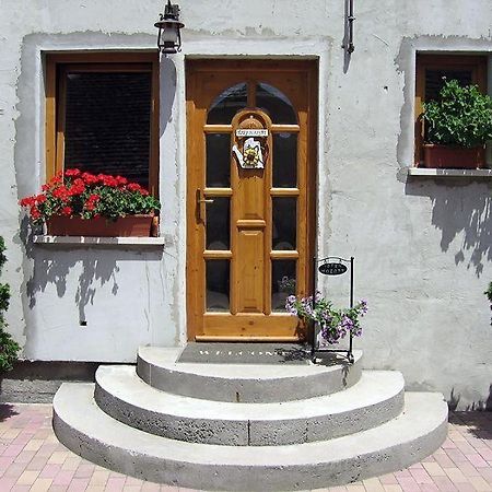 Tölgyfakuckó apartman Hotel Baja Kültér fotó